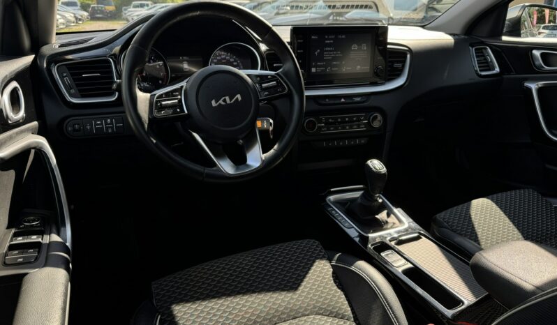 Kia Ceed | FWD (przód) | Manualna | 160 KM | Szary full