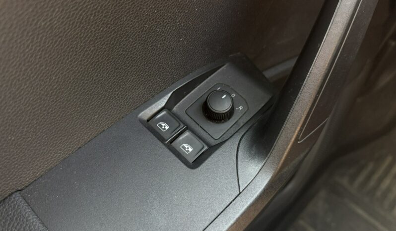 Seat Ibiza | FWD (przód) | Manualna | 80 KM | Granatowy full