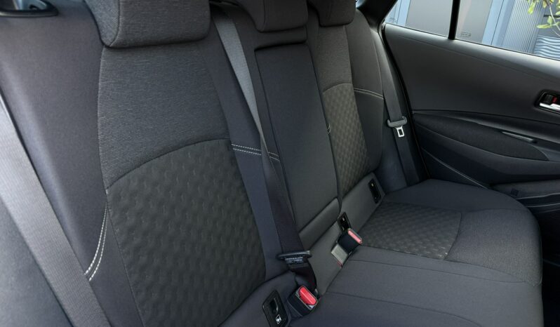 Toyota Corolla | FWD (przód) | Automatyczna | 140 KM | Biały full