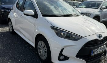 Toyota Yaris | FWD (przód) | Automatyczna | 116 KM | Biały full