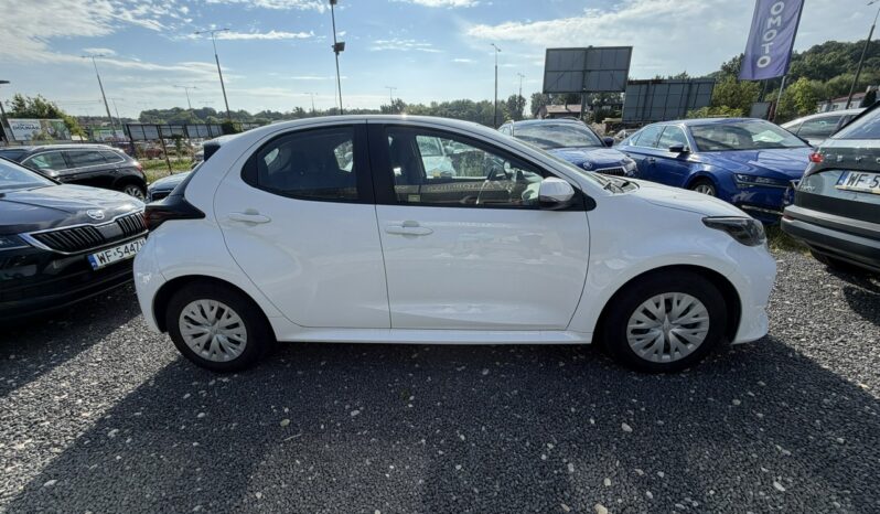 Toyota Yaris | FWD (przód) | Automatyczna | 116 KM | Biały full