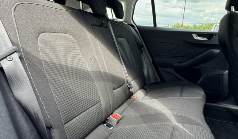 Ford Focus | FWD (przód) | Manualna | 125 KM | Biały full