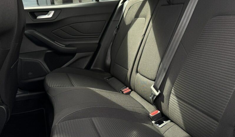 Ford Focus | FWD (przód) | Manualna | 125 KM | Biały full