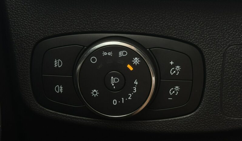 Ford Focus | FWD (przód) | Manualna | 125 KM | Biały full