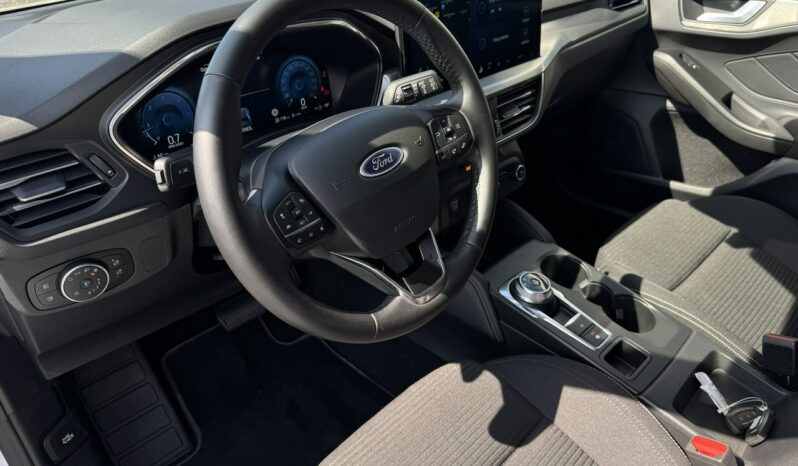 Ford Focus | FWD (przód) | Automatyczna | 115 KM | Biały full