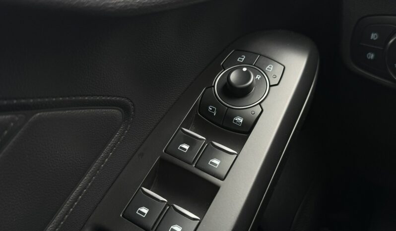 Ford Focus | FWD (przód) | Manualna | 125 KM | Czerwony full