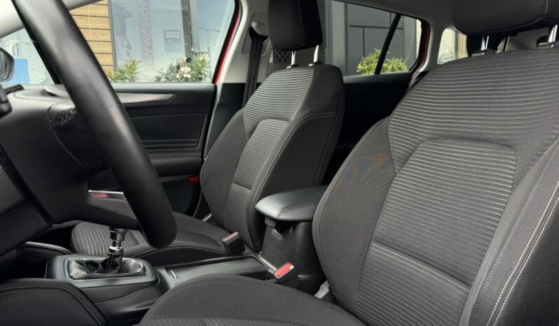 Ford Focus | FWD (przód) | Manualna | 125 KM | Czerwony full