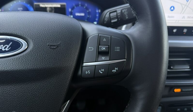 Ford Focus | FWD (przód) | Manualna | 125 KM | Czerwony full