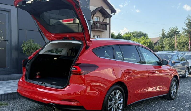 Ford Focus | FWD (przód) | Manualna | 125 KM | Czerwony full