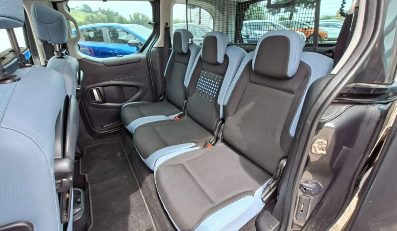 Citroën Berlingo | FWD (przód) | Manualna | 120 KM | Szary full