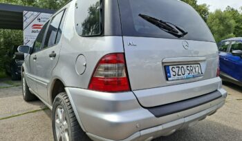 Mercedes-Benz ML | 4×4 (stały) | Automatyczna | 218 KM | Srebrny full
