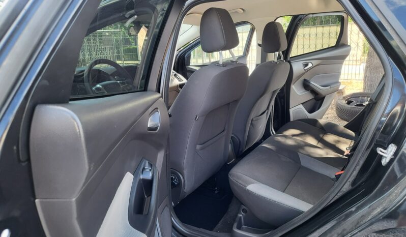 Ford Focus | FWD (przód) | Manualna | 125 KM | Czarny full