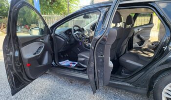 Ford Focus | FWD (przód) | Manualna | 125 KM | Czarny full