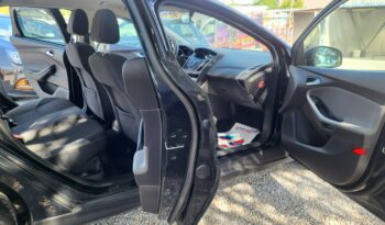 Ford Focus | FWD (przód) | Manualna | 125 KM | Czarny full