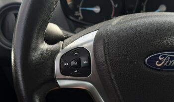 Ford Tourneo Courier | FWD (przód) | Manualna | 100 KM | Biały full