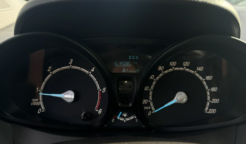 Ford Tourneo Courier | FWD (przód) | Manualna | 100 KM | Biały full