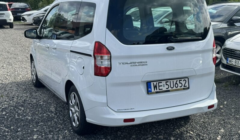 Ford Tourneo Courier | FWD (przód) | Manualna | 100 KM | Biały full