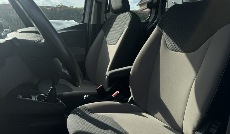 Ford Tourneo Courier | FWD (przód) | Manualna | 100 KM | Biały full