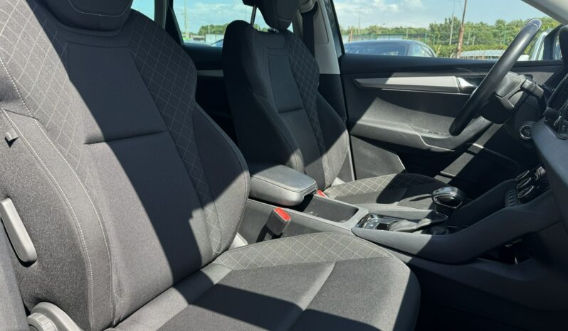 Skoda Karoq | FWD (przód) | Automatyczna | 150 KM | Szary full