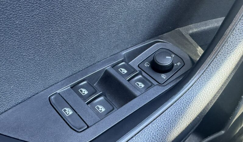Skoda Karoq | FWD (przód) | Automatyczna | 150 KM | Szary full