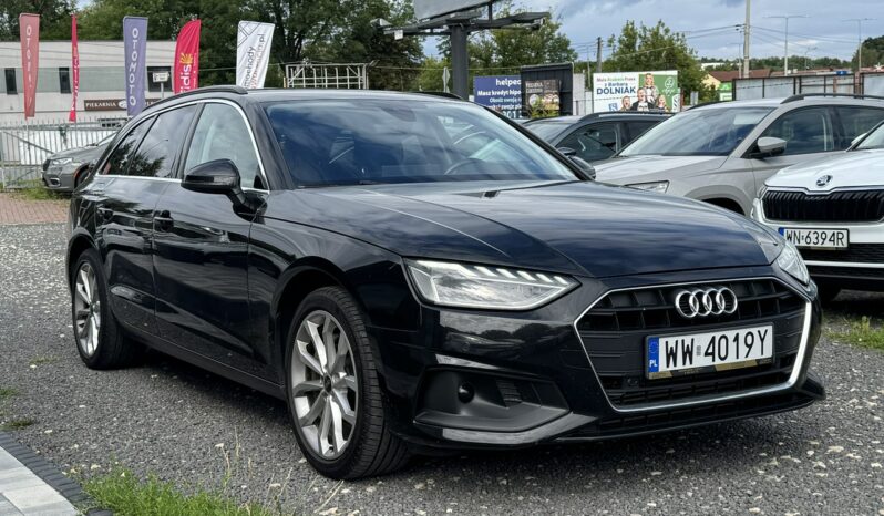 Audi A4 Avant | FWD (przód) | Automatyczna | 204 KM | Czarny full