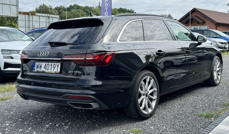 Audi A4 Avant | FWD (przód) | Automatyczna | 204 KM | Czarny full
