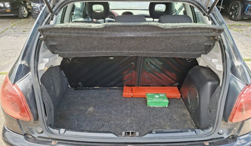 Peugeot 206 | FWD (przód) | Manualna | 75 KM | Czarny full