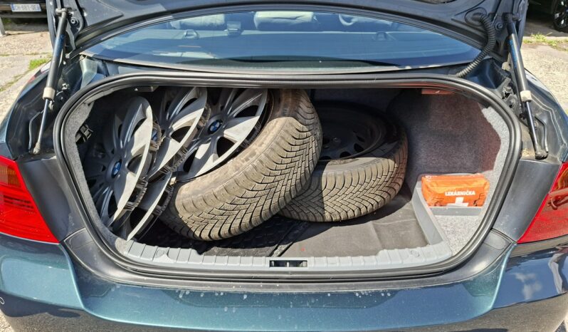 BMW Seria 3 | RWD (tył) | Manualna | 143 KM | Zielony full