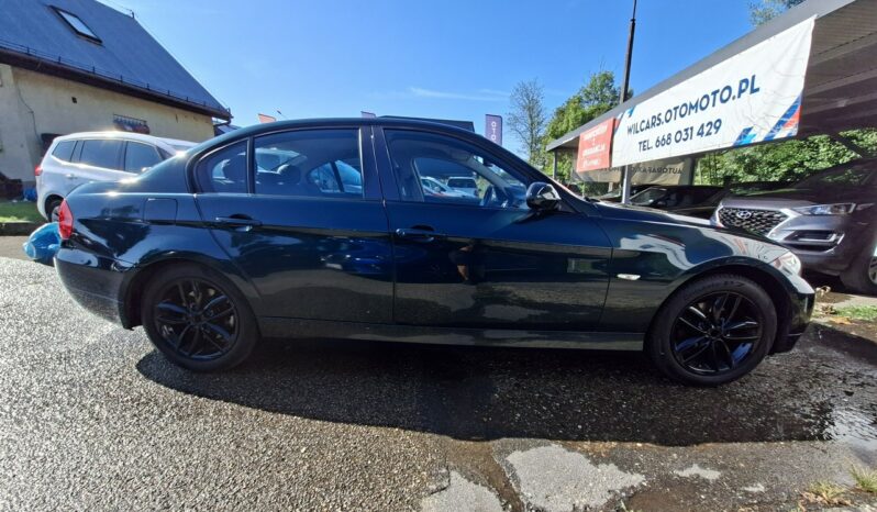 BMW Seria 3 | RWD (tył) | Manualna | 143 KM | Zielony full