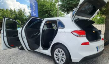 Hyundai i30 | FWD (przód) | Manualna | 100 KM | Biały full