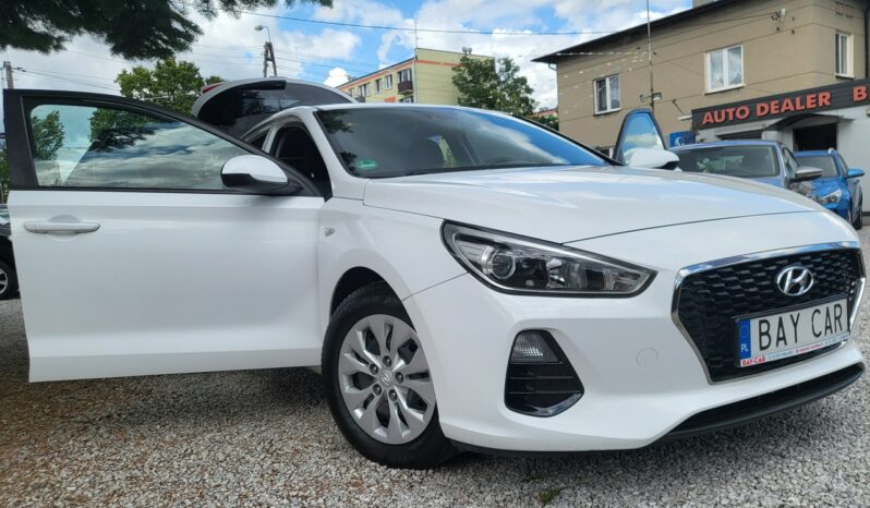 Hyundai i30 | FWD (przód) | Manualna | 100 KM | Biały full