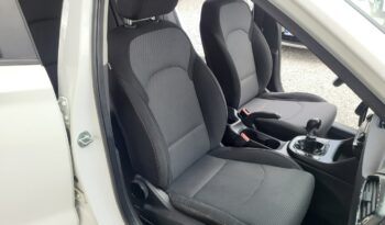 Hyundai i30 | FWD (przód) | Manualna | 100 KM | Biały full