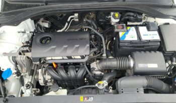 Hyundai i30 | FWD (przód) | Manualna | 100 KM | Biały full