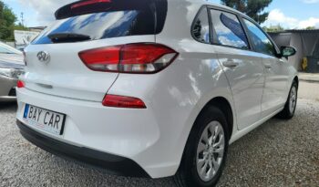 Hyundai i30 | FWD (przód) | Manualna | 100 KM | Biały full