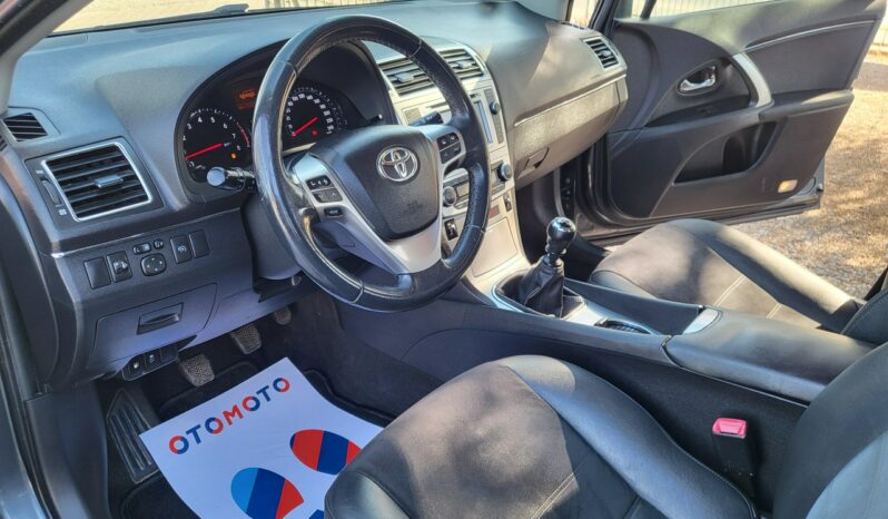 Toyota Avensis | FWD (przód) | Manualna | 147 KM | Szary full