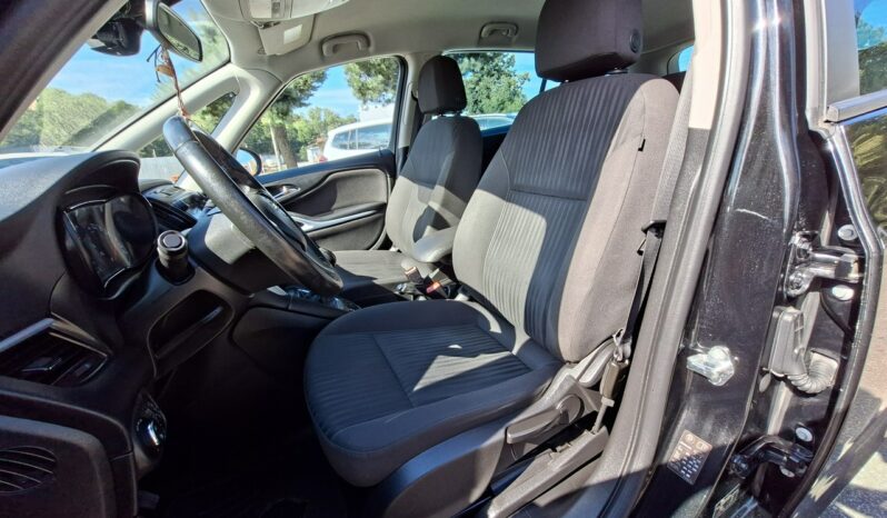 Opel Zafira | FWD (przód) | Manualna | 140 KM | Czarny full