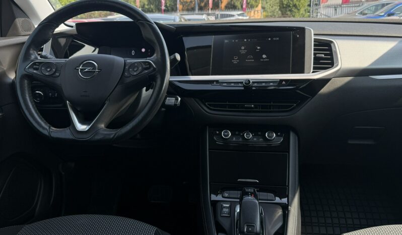 Opel Grandland X | FWD (przód) | Automatyczna | 130 KM | Srebrny full