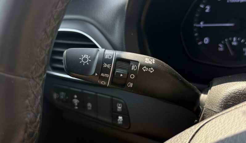 Hyundai i30 | FWD (przód) | Manualna | 120 KM | Srebrny full