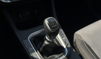 Hyundai i30 | FWD (przód) | Manualna | 120 KM | Srebrny full