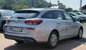 Hyundai i30 | FWD (przód) | Manualna | 120 KM | Srebrny full