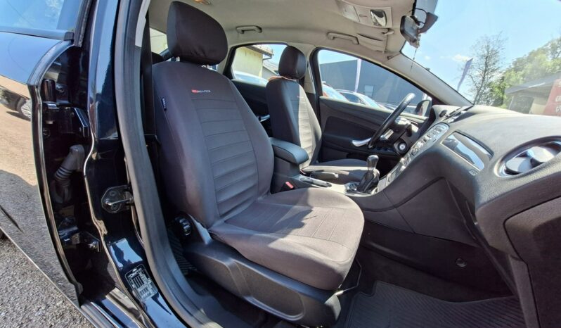 Ford Mondeo | FWD (przód) | Manualna | 100 KM | Czarny full