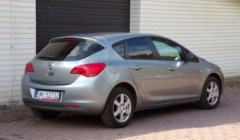 Opel Astra | FWD (przód) | Manualna | 115 KM | Srebrny full