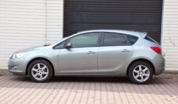 Opel Astra | FWD (przód) | Manualna | 115 KM | Srebrny full
