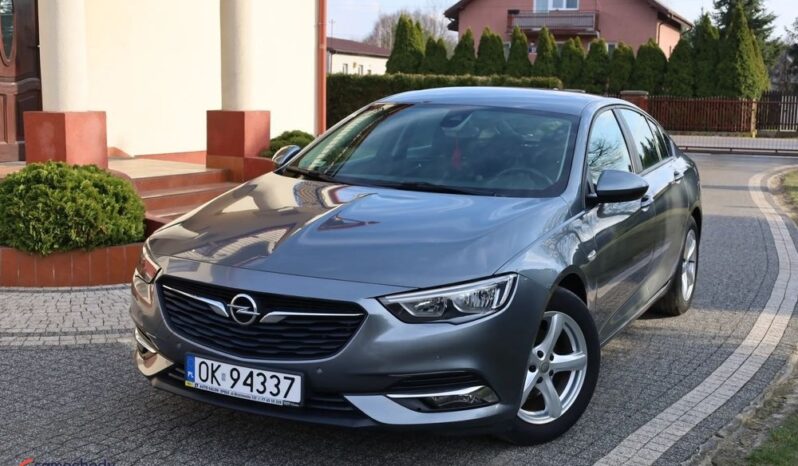 Opel Insignia | FWD (przód) | Manualna | 140 KM | Inny kolor full