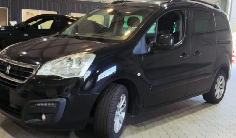 Peugeot Partner | Fwd (Przód) | Manualna | 120 Km | Czarny