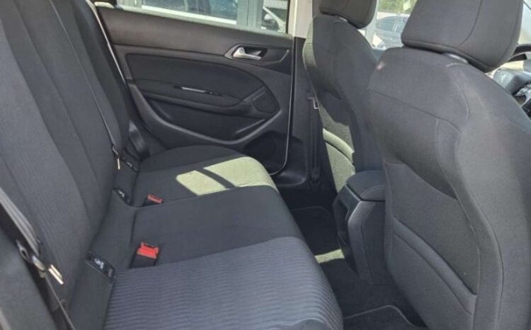 Peugeot 308 | FWD (przód) | Manualna | 99 KM | Biały full