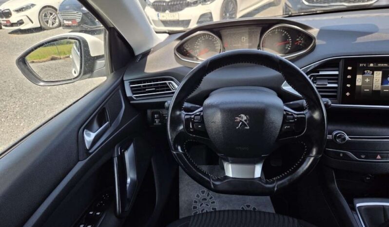 Peugeot 308 | FWD (przód) | Manualna | 99 KM | Biały full
