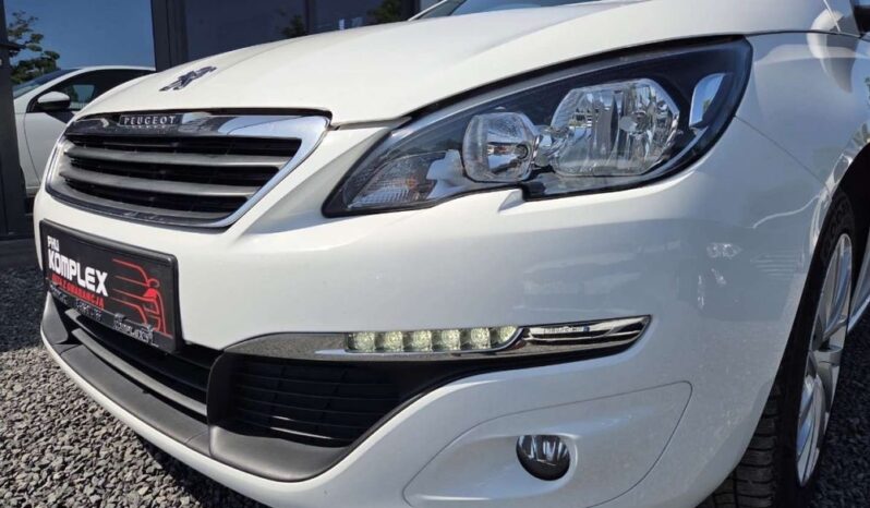 Peugeot 308 | FWD (przód) | Manualna | 99 KM | Biały full