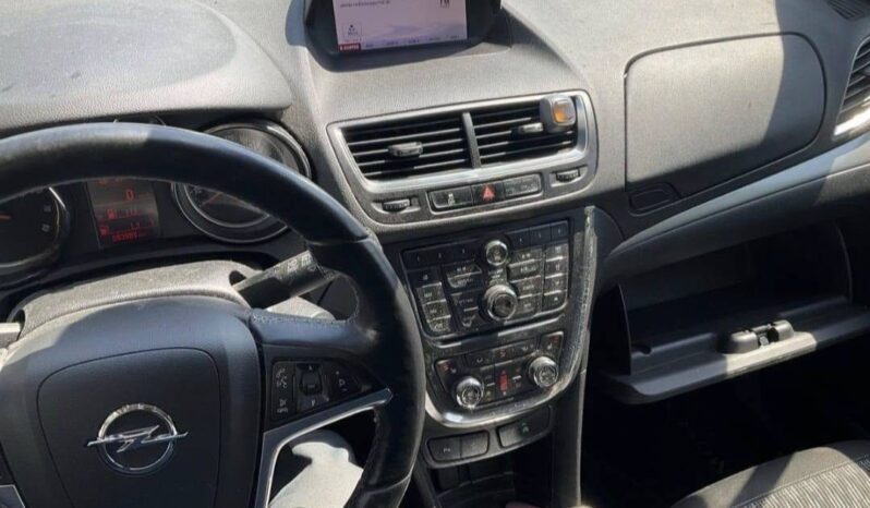 Opel Mokka | 4×4 (stały) | Manualna | 140 KM | Szary full