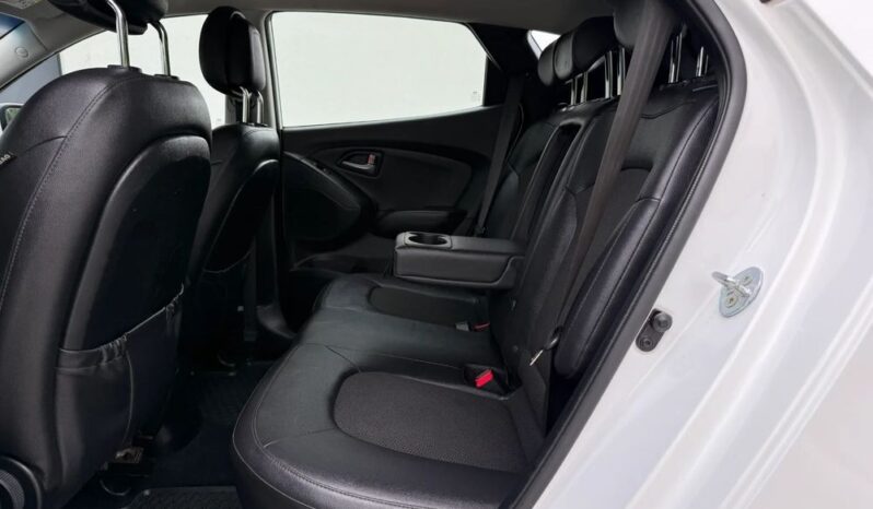 Hyundai ix35 | FWD (przód) | Manualna | 166 KM | Biały full